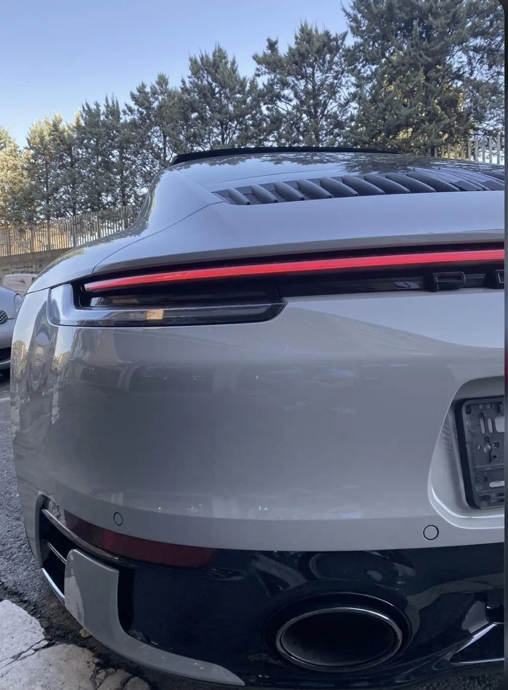 PORSCHE 911  Image 1